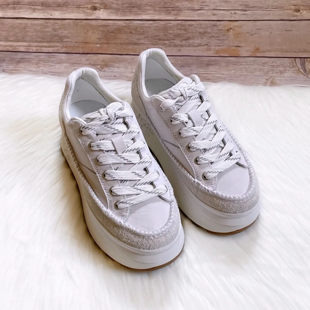 UGG Women’s Marin Lace Platform White Leather Sneakers - Picture 2 of 7